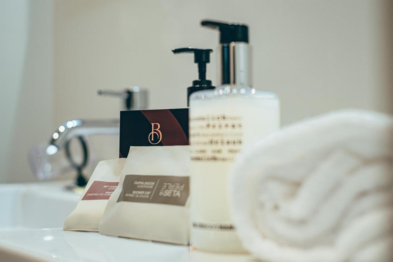 Palazzo Bellocchi - Suites & Apartments บรินดิซิ ภายนอก รูปภาพ
